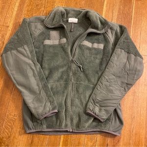 US Military Gen III Cold Weather Fleece Jacket Green Men’s Small Regular.